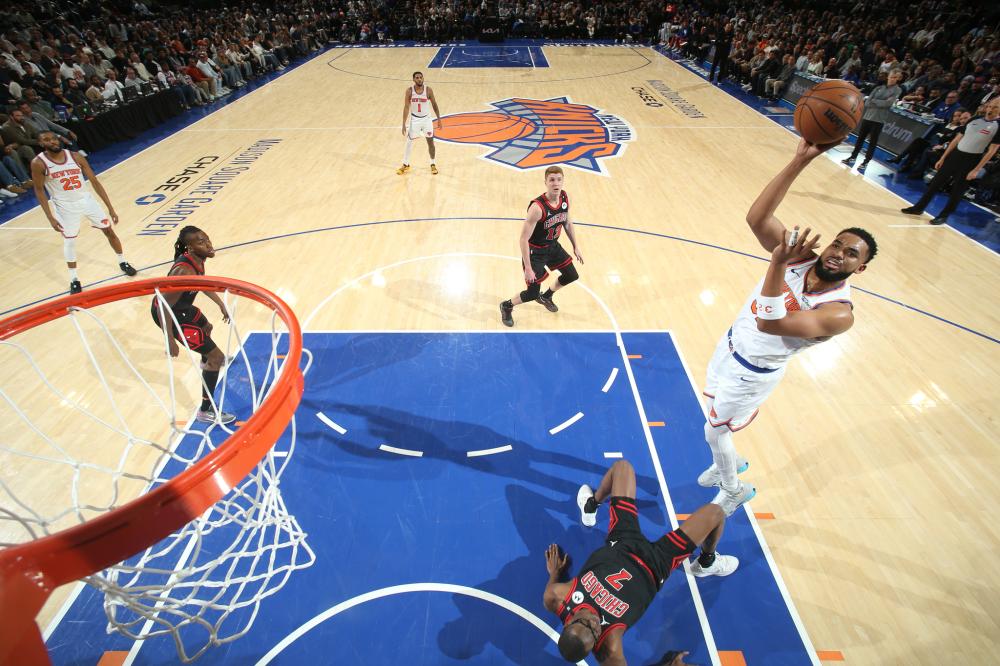 詹姆斯在巅 詹姆斯在巅